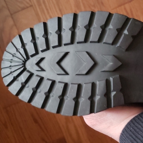 Coach Gabriella boots. Gently used. - Picture 3 of 16